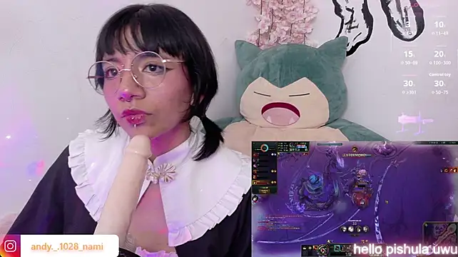 Nami_usagi Adlı Modelin Web Kamerası Şovu
