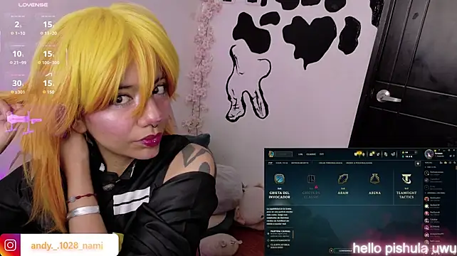 Nami_usagi's Webcam Show