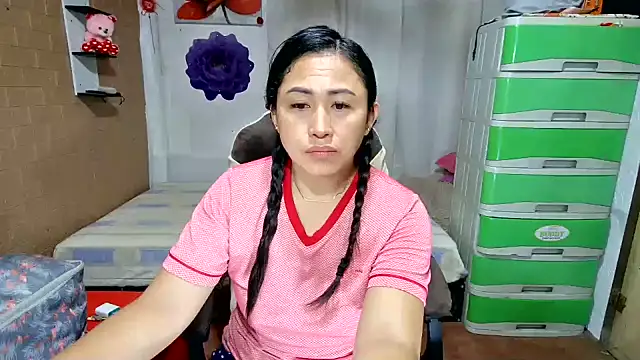 Chatroom XXX en direct de Filipina_Desire