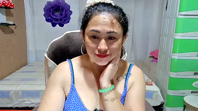 Filipina_Desire Chat XXX in diretta