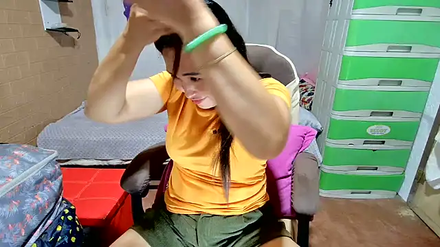 Filipina_Desire 即時 XXX 聊天