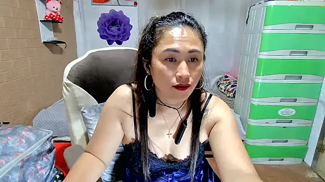 Filipina_Desire's Live XXX Chat