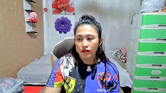 Filipina_Desire Live XXX-Chat
