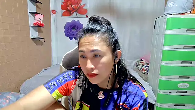 Filipina_Desire's Webcam Show