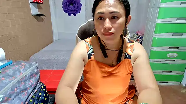 Filipina_Desire Live XXX-chat