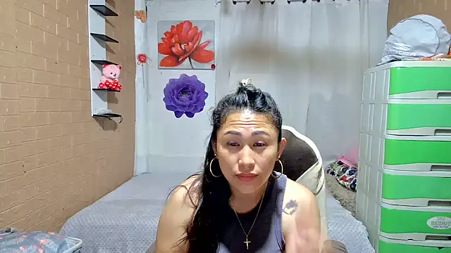 Filipina_Desire: απευθείας συνομιλία ΧΧΧ