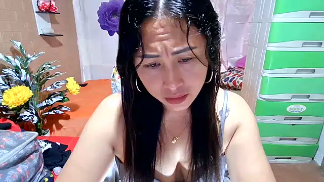 Chatroom XXX en direct de Filipina_Desire