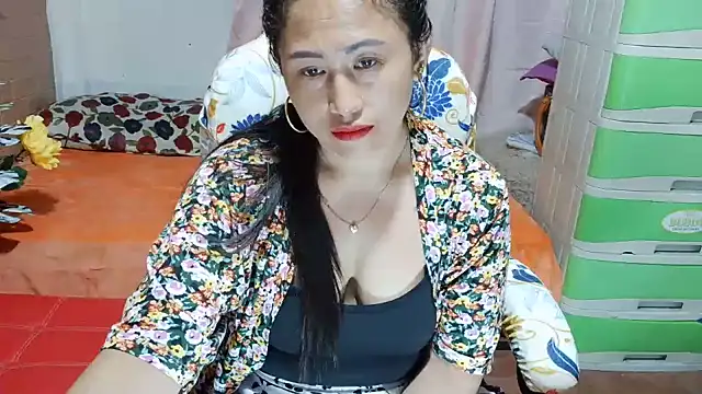 Chatroom XXX en direct de Filipina_Desire
