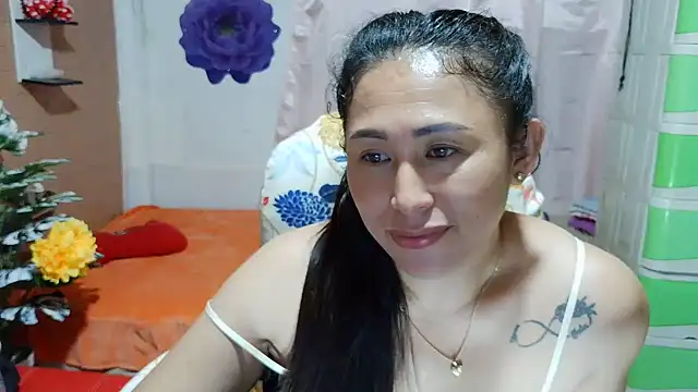 Filipina_Desire লাইভ XXX চ্যাট