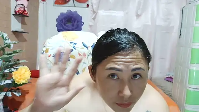 Chatroom XXX en direct de Filipina_Desire