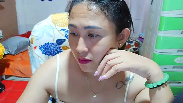 Filipina_Desire's Live XXX Chat