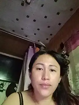 Filipina_Desire 即時 XXX 聊天