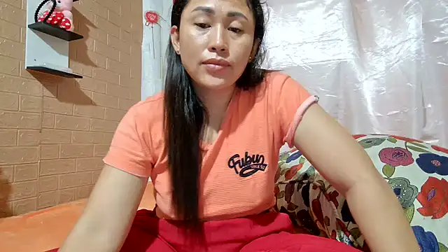 Chat +18 de Filipina_Desire ao vivo
