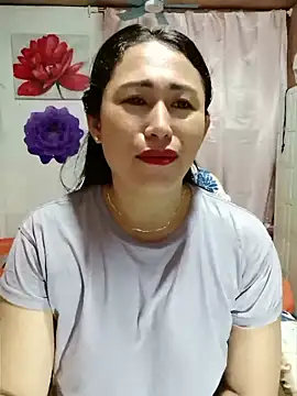 Filipina_Desire Adlı Modelin Canlı XXX Sohbeti