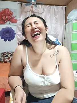 Chat XXX en directo de Filipina_Desire