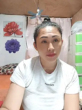 Filipina_Desire 即時 XXX 聊天