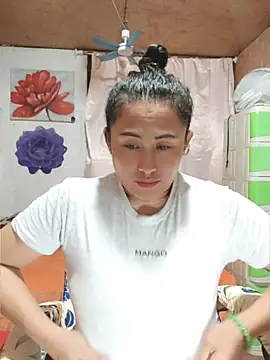 Filipina_Desire Adlı Modelin Canlı XXX Sohbeti