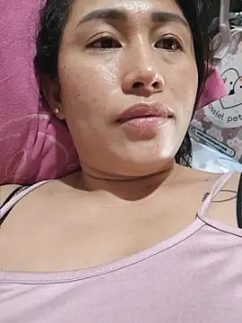 Chat +18 de Filipina_Desire ao vivo