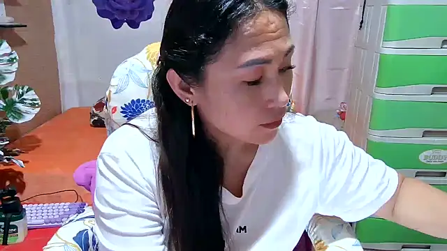 Chat XXX en directo de Filipina_Desire