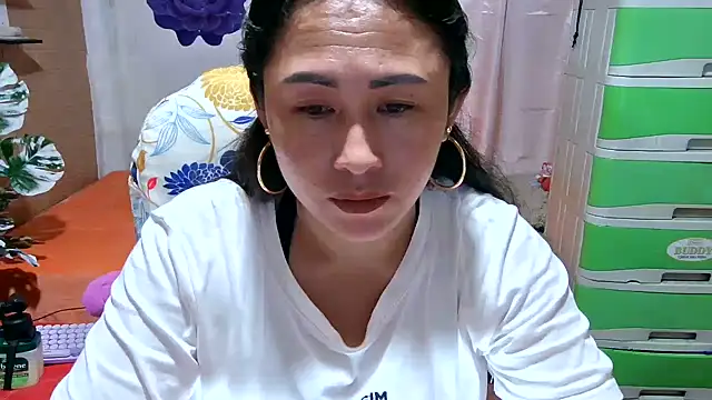 Filipina_Desire's Live XXX Chat