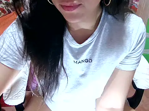 Filipina_Desire 现场XXX聊天