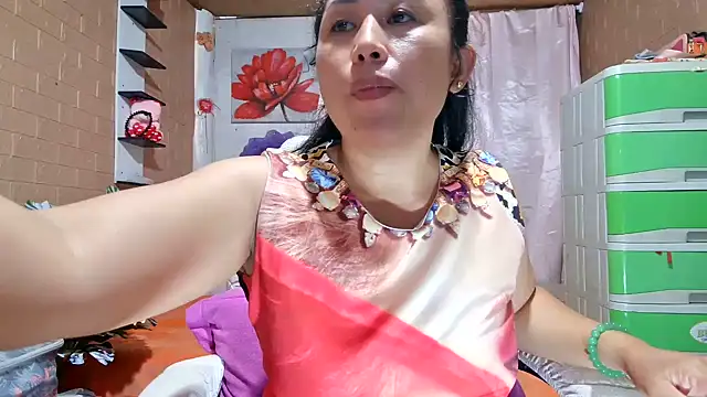 Chatroom XXX en direct de Filipina_Desire