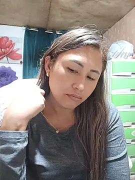 Filipina_Desire 现场XXX聊天