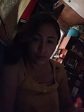 Filipina_Desire Adlı Modelin Canlı XXX Sohbeti