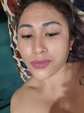 Онлайн чат XXX Filipina_Desire