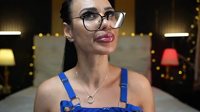 KatiaDivine Webcam show