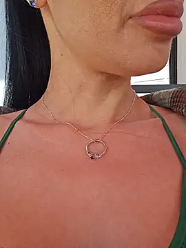 KatiaDivine 웹캠 쇼