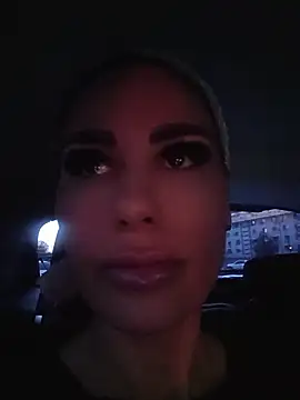 KatiaDivine's Webcam Show