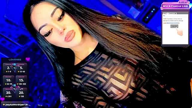 KYLIE_SHEMALE 网络视讯表演