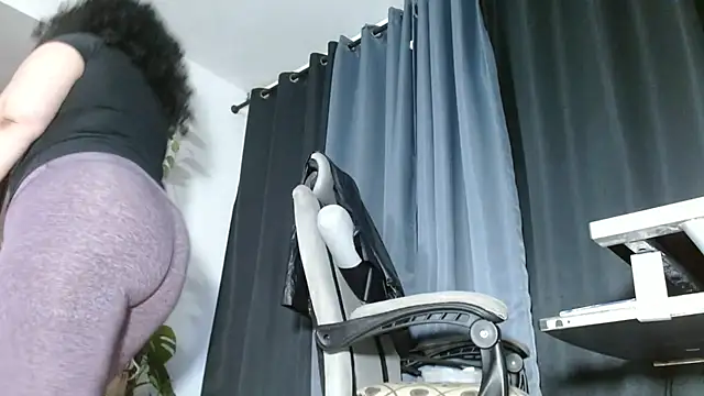 Diosasky: онлайн-секс-чат