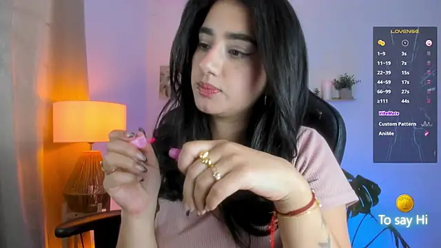 Anya_Volkov Adlı Modelin Canlı XXX Sohbeti