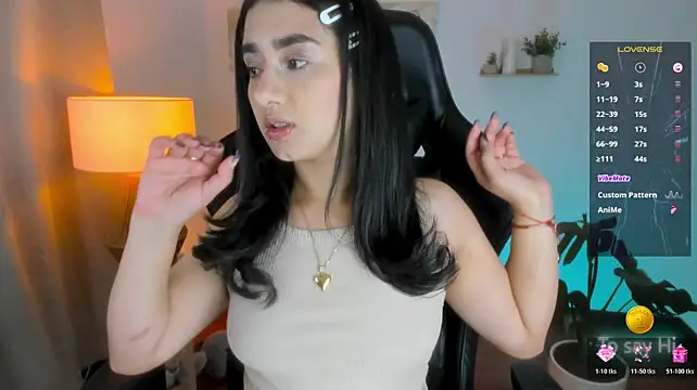 Anya_Volkov Adlı Modelin Canlı XXX Sohbeti