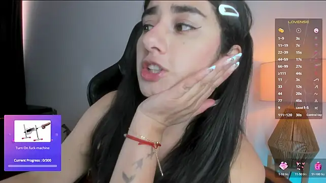 Chat XXX en directo de Anya_Volkov