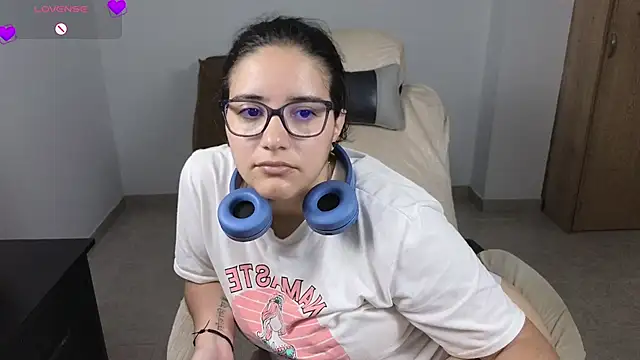 blue__moon_ Live XXX-Chat