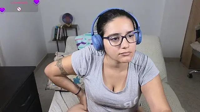 blue__moon_'s Live XXX Chat