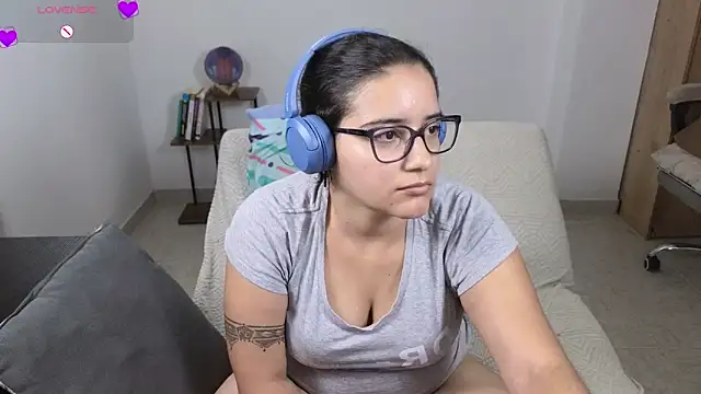 Chat +18 de blue__moon_ ao vivo
