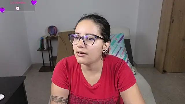 blue__moon_n Live XXX chat