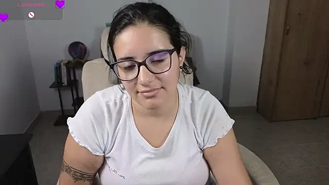 Chat +18 de blue__moon_ ao vivo