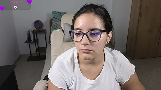 blue__moon_ Adlı Modelin Canlı XXX Sohbeti