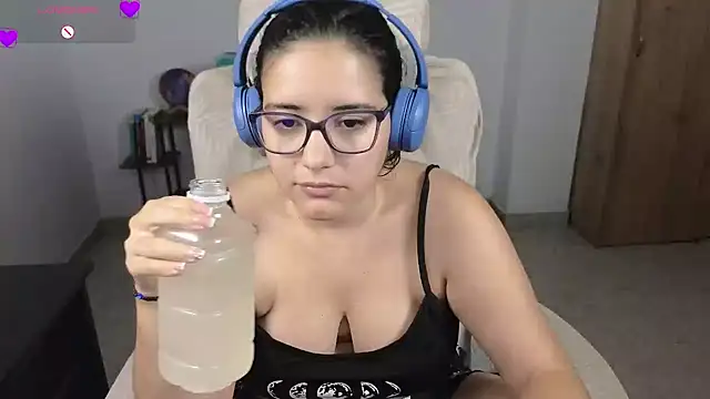 blue__moon_ Live XXX Chat