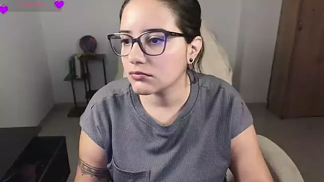 blue__moon_ লাইভ XXX চ্যাট
