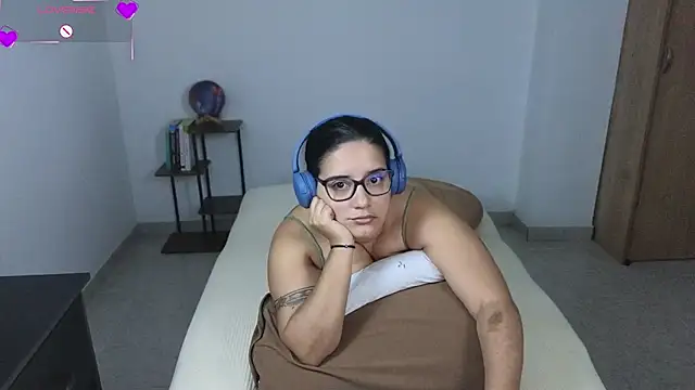 Chatroom XXX en direct de blue__moon_