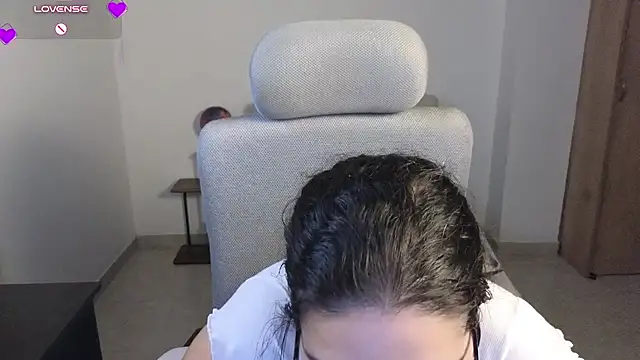 blue__moon_'s Live XXX Chat