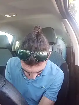הופעת וובקאם של joliecu