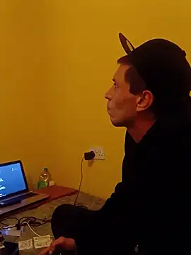 Pokazy przed kamerką – jonekjohnypl