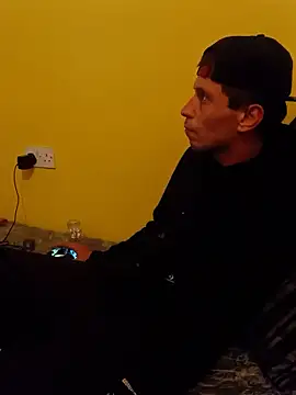 jonekjohnypl Show Webcam
